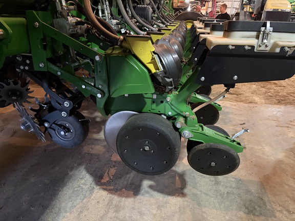 2019 John Deere 1775NT Planter