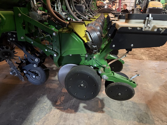 2019 John Deere 1775NT Planter