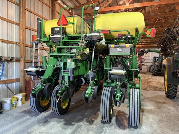 2019 John Deere 1775NT Planter