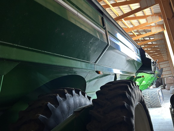 2013 Unverferth 1196 Grain Cart