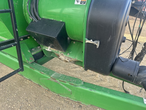 2013 Brent 1196 Grain Cart