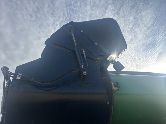 2013 Brent 1196 Grain Cart