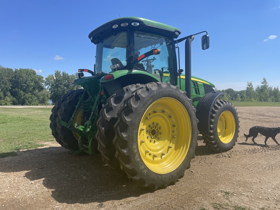 2011 John Deere 7230R Tractor