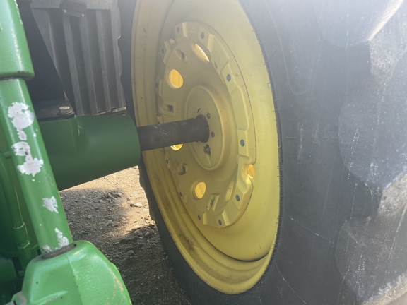 2011 John Deere 7230R Tractor
