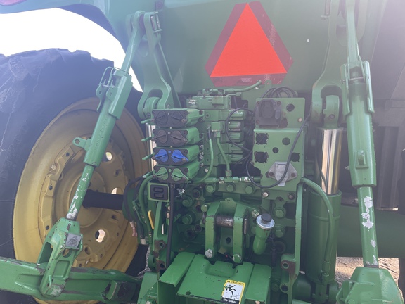 2011 John Deere 7230R Tractor