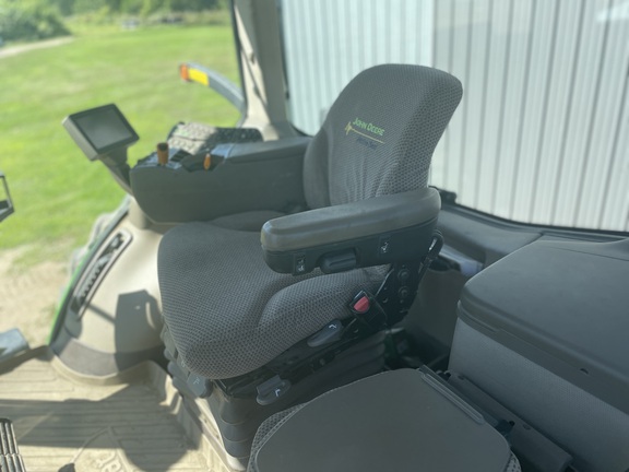 2011 John Deere 7230R Tractor