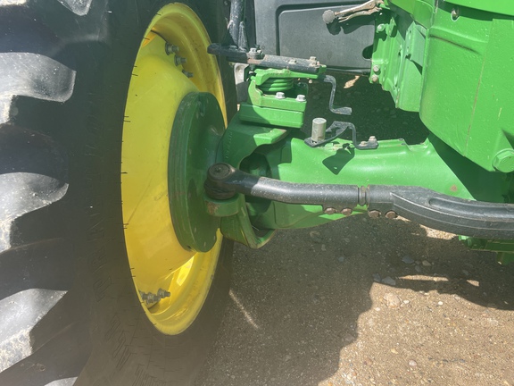 2011 John Deere 7230R Tractor