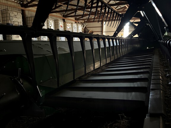 2020 John Deere 745FD Header Combine