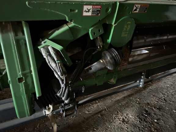 2020 John Deere 745FD Header Combine