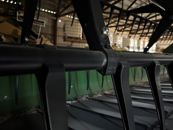 2020 John Deere 745FD Header Combine