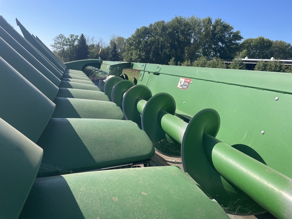 2018 John Deere 712C Header Corn Head