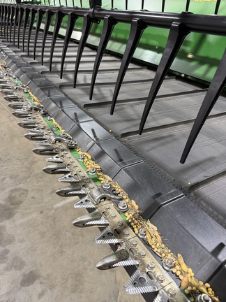 2022 John Deere RD45F Header Combine