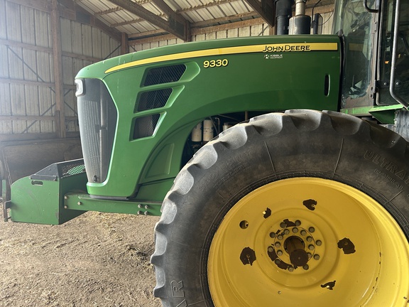 2010 John Deere 9330 Tractor 4WD