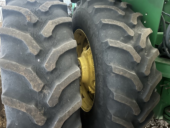 2010 John Deere 9330 Tractor 4WD