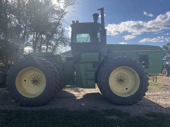 1996 John Deere 8770 Tractor 4WD