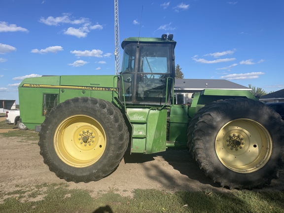 1996 John Deere 8770 Tractor 4WD