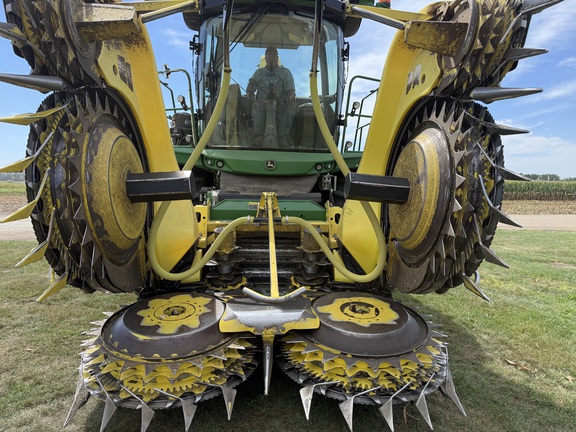 2018 John Deere 770 Header Forage