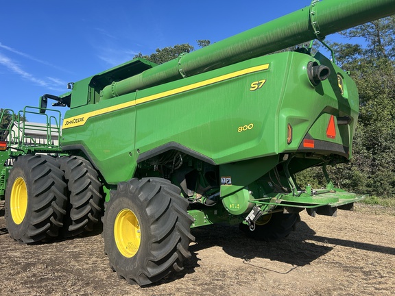 2025 John Deere S7 800 Combine