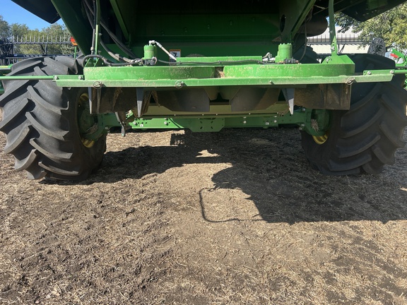 2025 John Deere S7 800 Combine