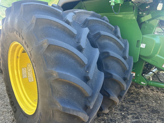 2025 John Deere S7 800 Combine