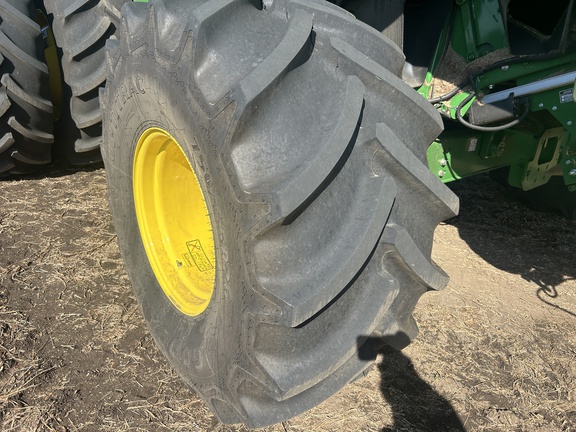 2025 John Deere S7 800 Combine