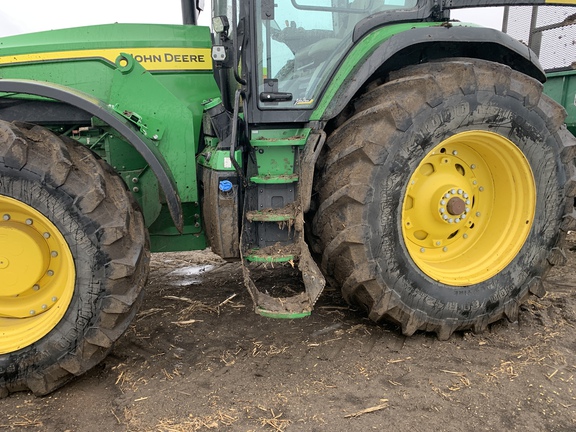 2023 John Deere 8R 280 Tractor