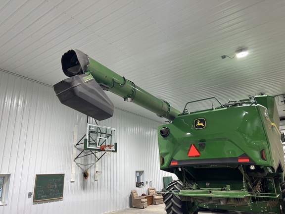 2025 John Deere S7 800 Combine