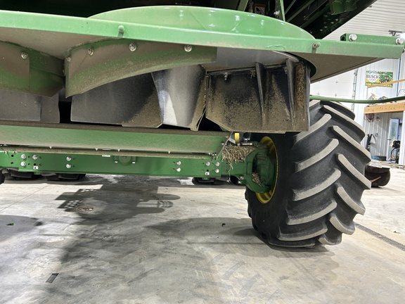 2025 John Deere S7 800 Combine
