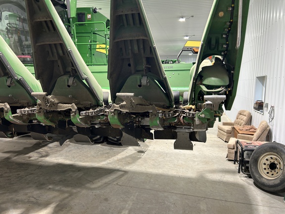2022 John Deere C12R Header Corn Head
