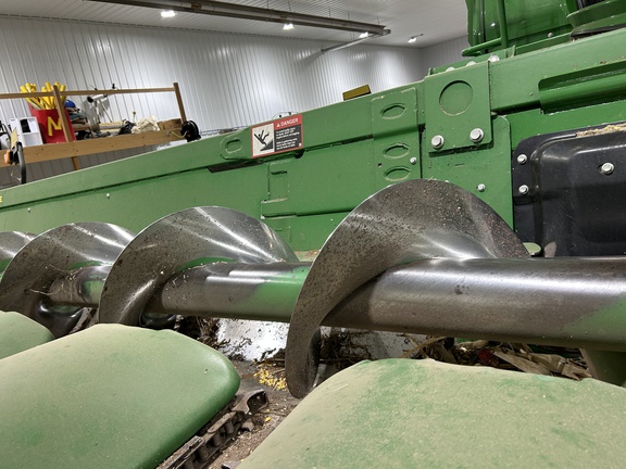 2022 John Deere C12R Header Corn Head