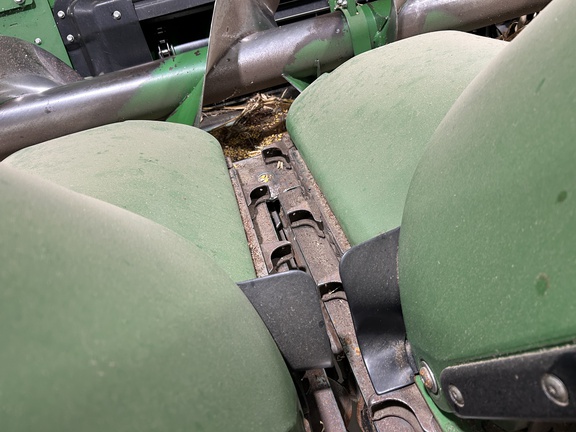 2022 John Deere C12R Header Corn Head