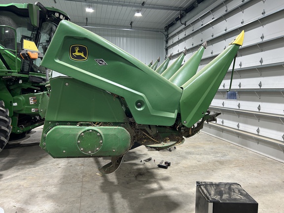 2022 John Deere C12R Header Corn Head