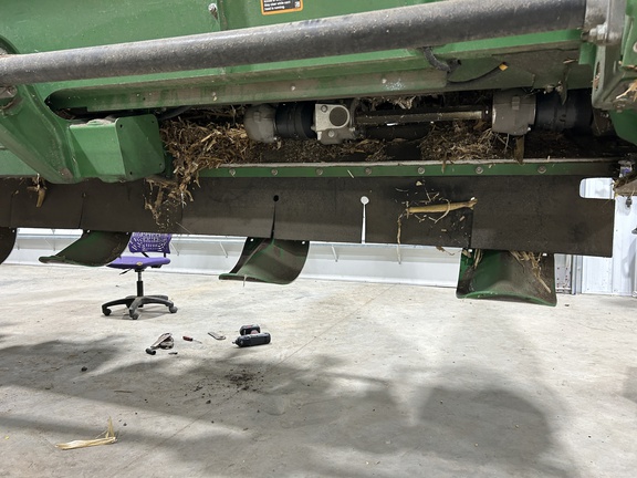 2022 John Deere C12R Header Corn Head