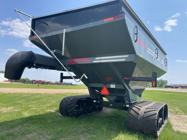 2022 Demco 1100--- Tracks with Tarp & Scale Grain Cart