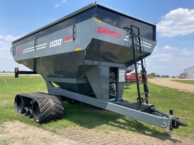 2022 Demco 1100--- Tracks with Tarp & Scale Grain Cart