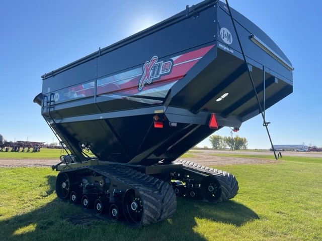 2023 J&M 1112 X-Tended Reach --Tracks & Tarp & Scale Grain Cart