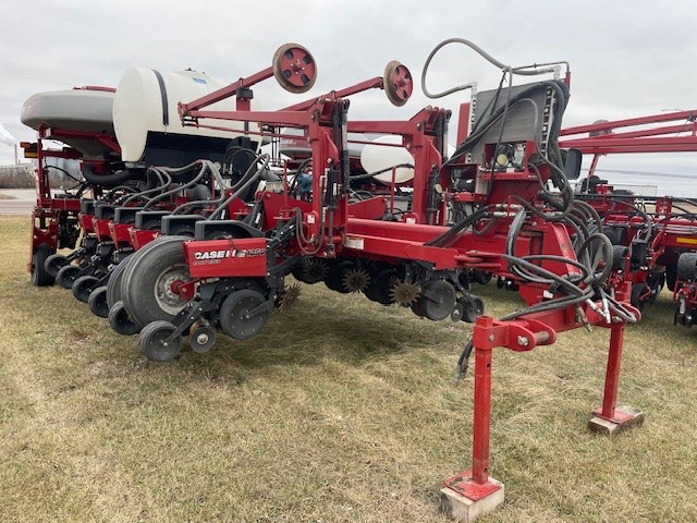 2010 Case IH 1250 16R30 Planter