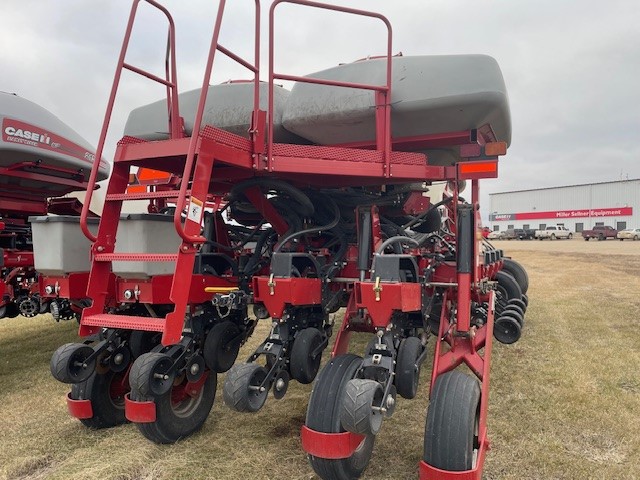 2010 Case IH 1250 16R30 Planter