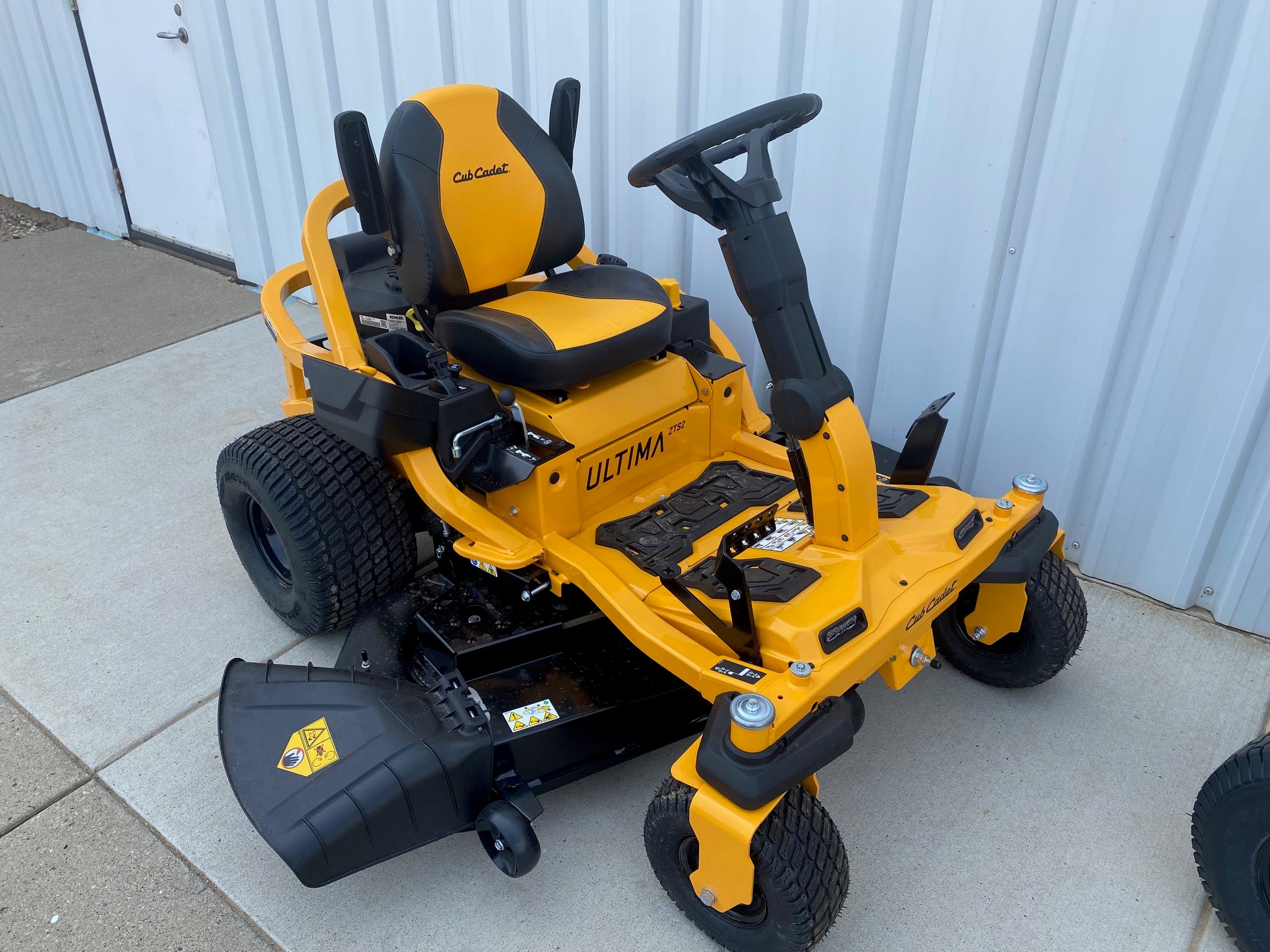 2024 Cub Cadet ZTS2 60 Mower/Zero Turn