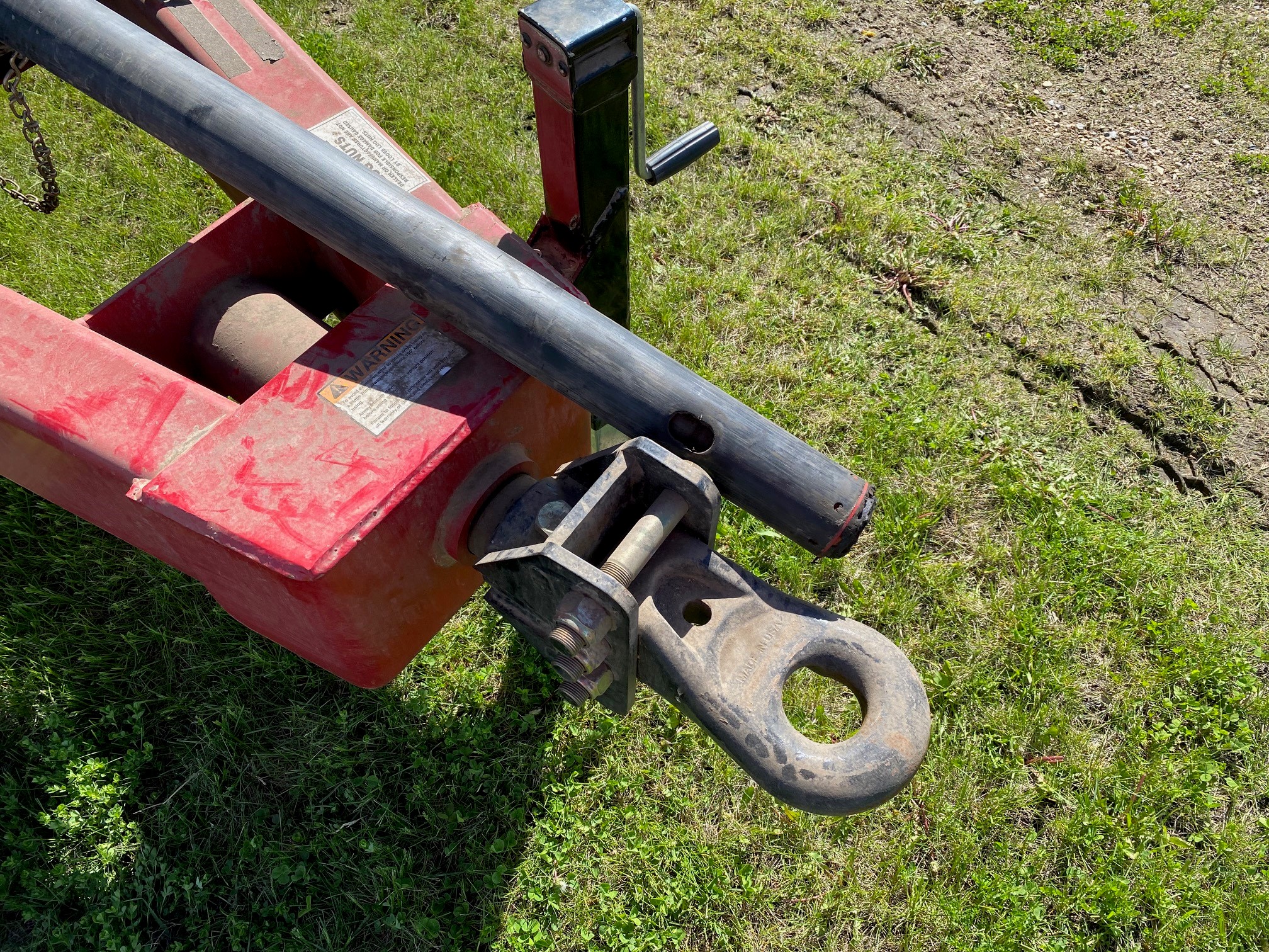 2011 Demco 650 Grain Cart