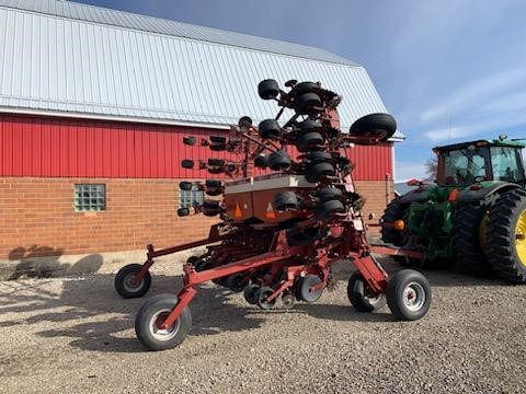 1999 Case IH 955 16R20" Planter