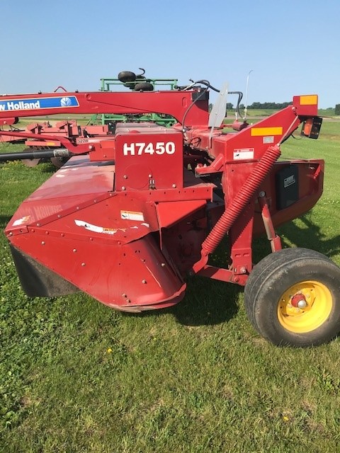 2012 New Holland H7450 Mower Conditioner/Disc