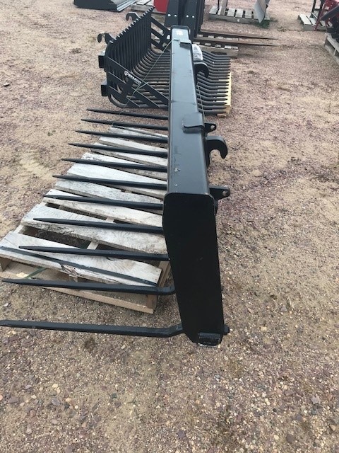 2024 HLA MFE 84 Manure Fork