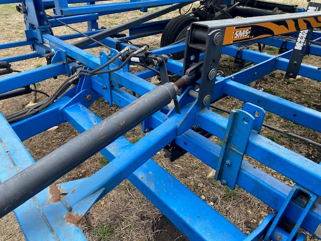 1998 DMI TIGER MATE II--48.5 w/3 Bar Harrow Field Cultivator