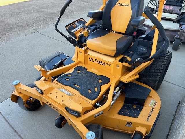 2020 Cub Cadet ZTX5 60 Mower/Zero Turn