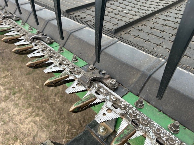 2023 John Deere RD45F Hydra Flex Header Draper