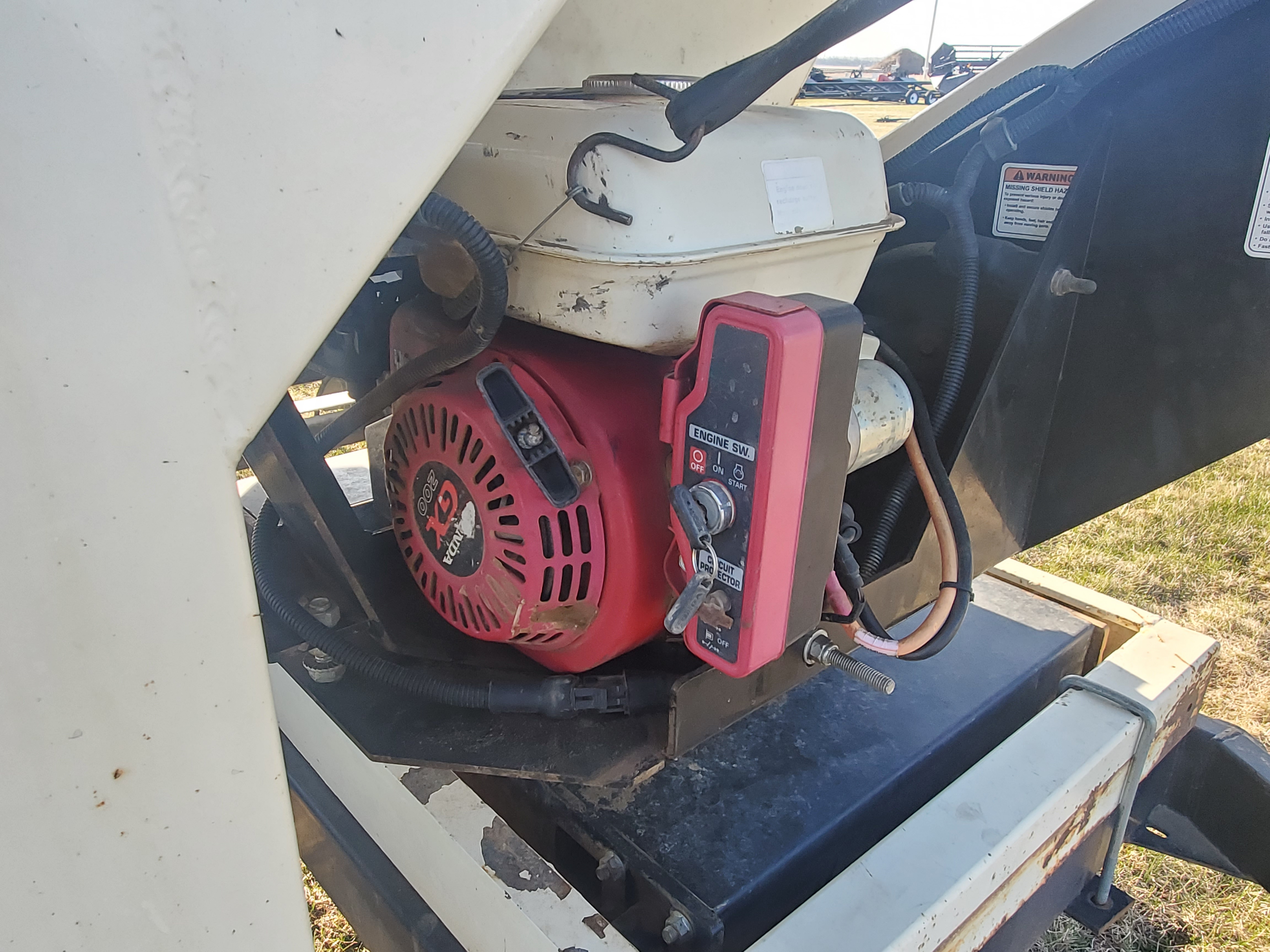 2010 Friesen Titan 4 SE Seed Tender