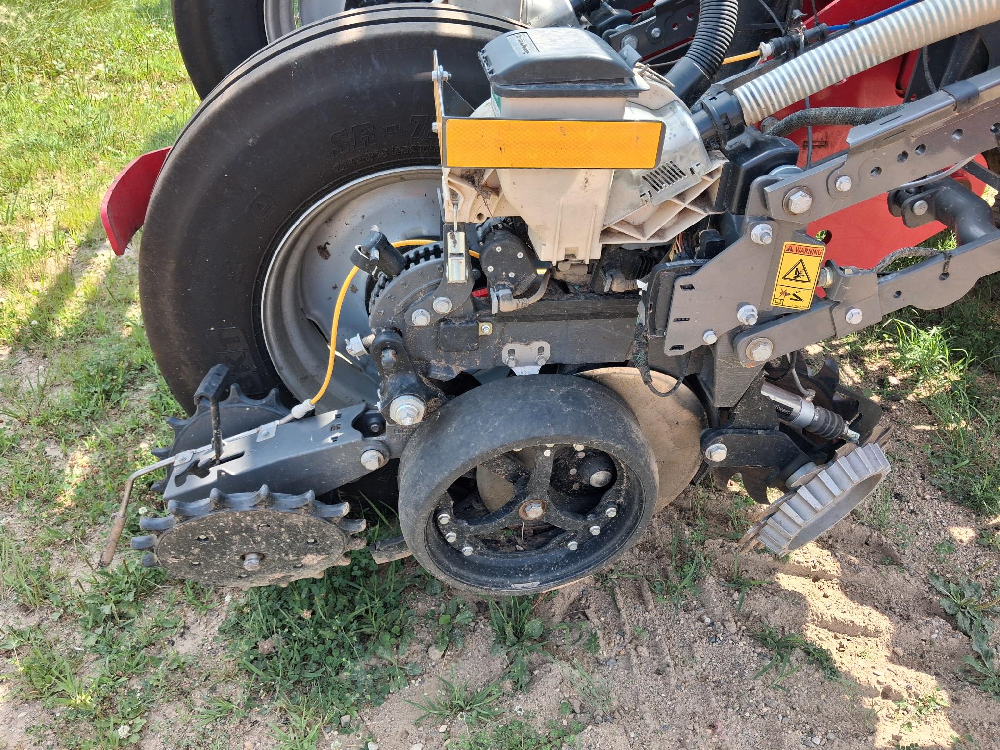2024 Massey Ferguson VF2430 Planter