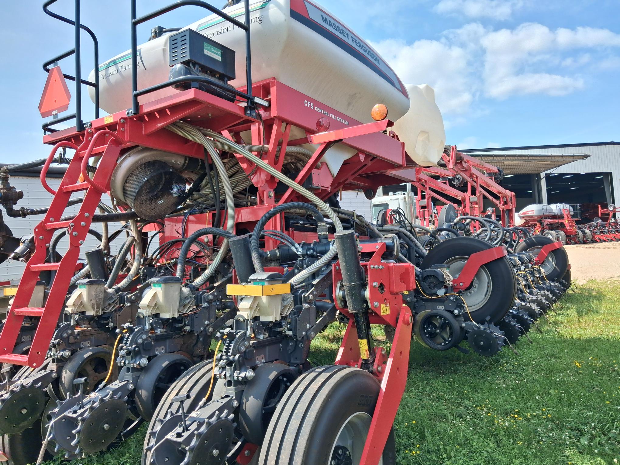 2024 Massey Ferguson VF2430 Planter