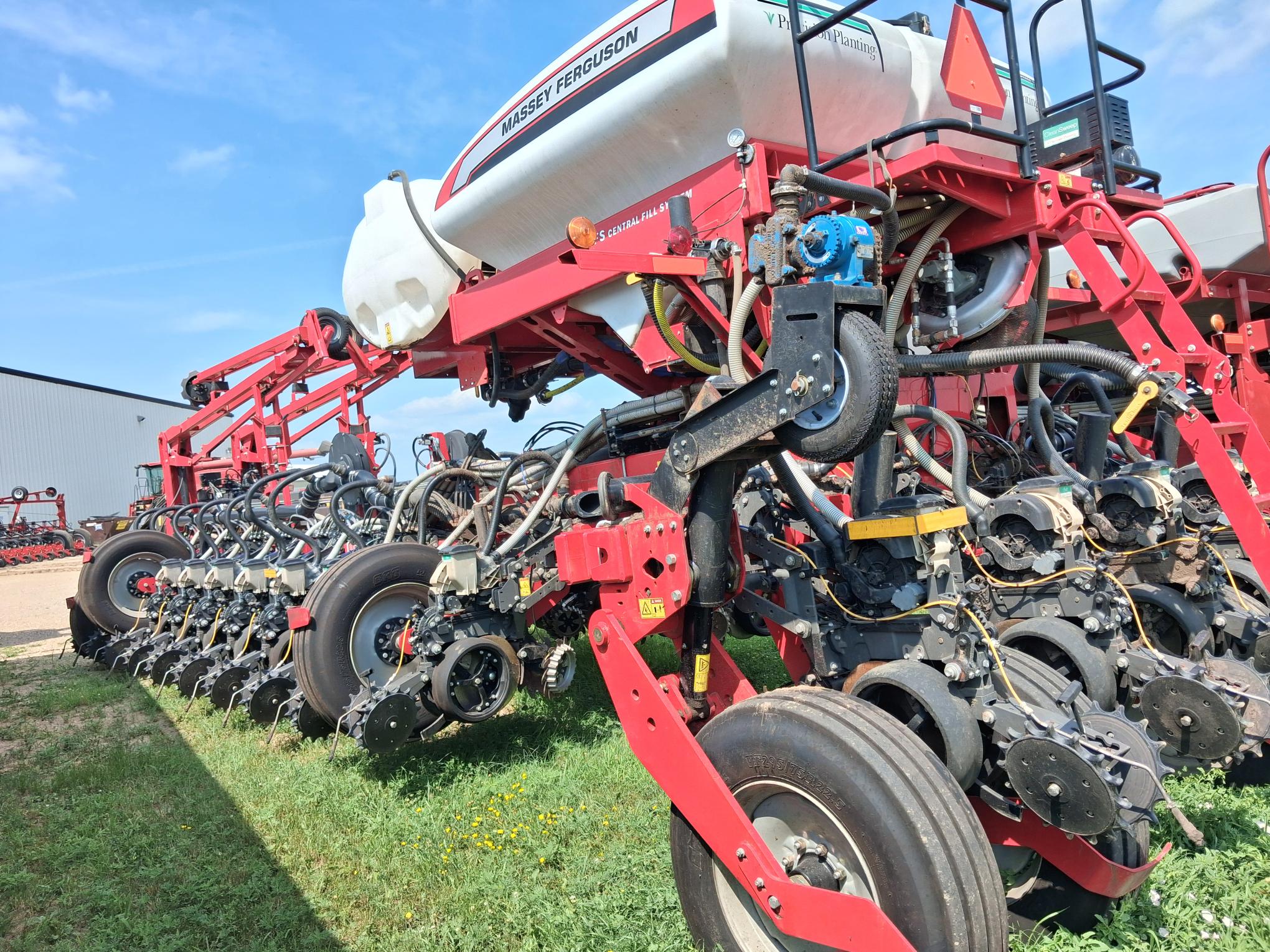 2024 Massey Ferguson VF2430 Planter